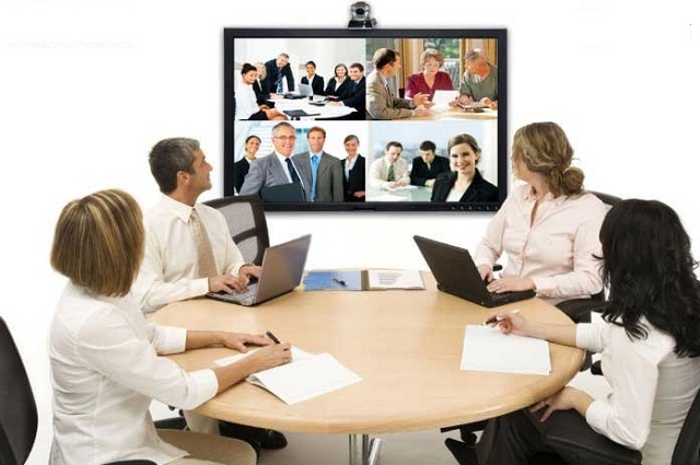 ứng dụng camera và webcam trong họp trực tuyến